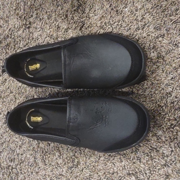 Slip resistant shoes - Picture 6 of 7